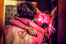 טיסות זולות ליעדים של הקהילה הגאה